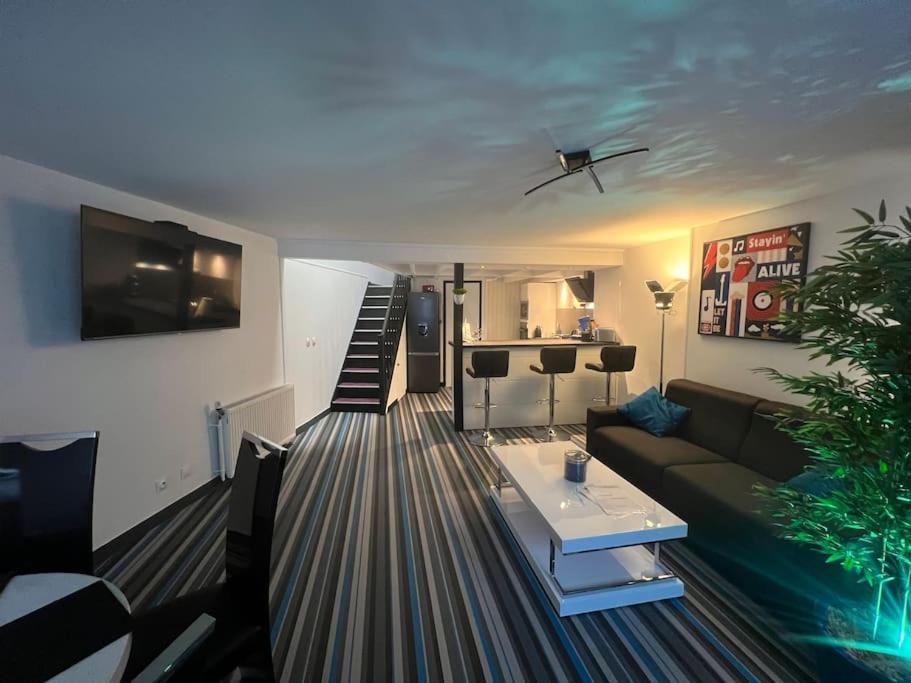 La P'tite Maison Et Votre Terrasse Prive !