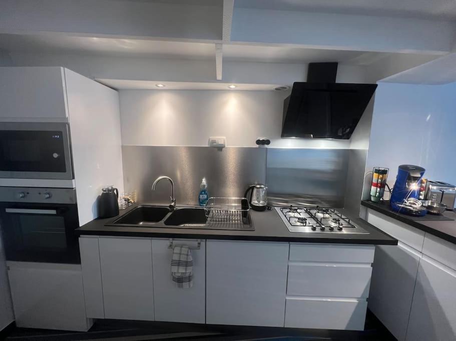 La P'tite Maison Et Votre Terrasse Prive ! * Joinville